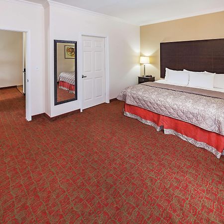 La Quinta By Wyndham Columbus Tx Hotel Kültér fotó