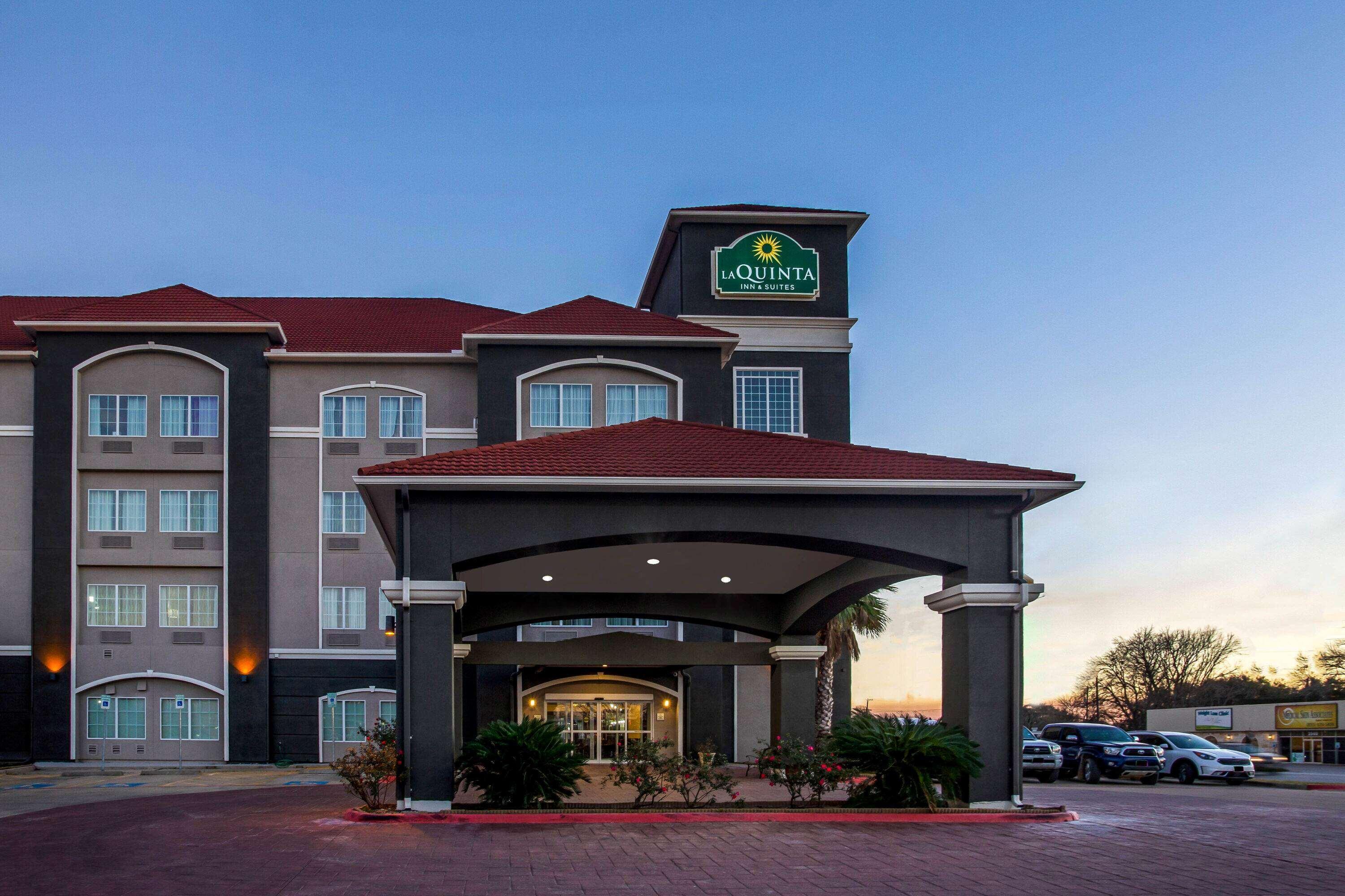 La Quinta By Wyndham Columbus Tx Hotel Kültér fotó
